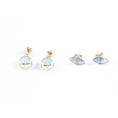 117 - 9ct gold x2 blue gemstone drop earrings & stud earrings set (2.2g)