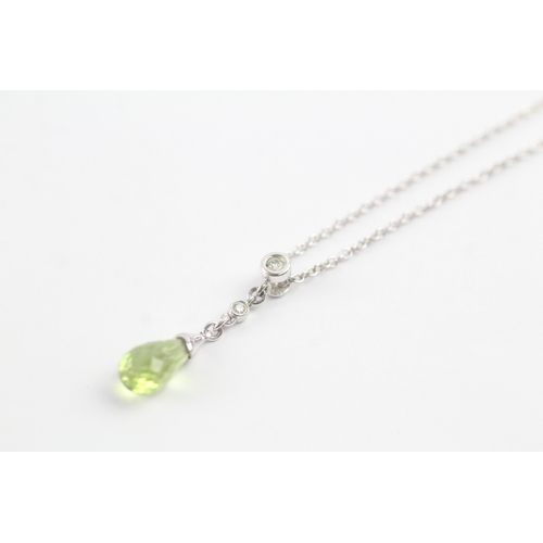 189 - 9ct gold faceted peridot & diamond drop pendant necklace (2g)