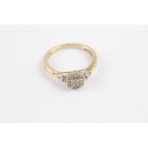 196 - 9ct gold princess cut & round cut diamond cluster ring (2.2g) Size N