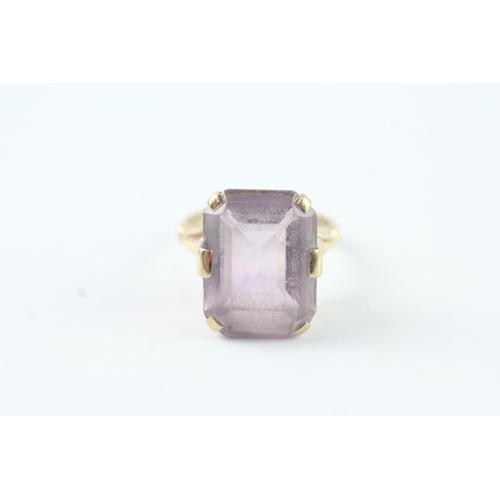 200 - 9ct gold amethyst dress ring (4.3g) Size K