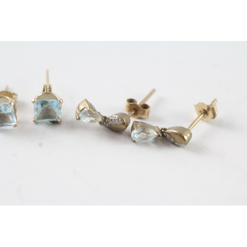 226 - 2x 9ct gold blue gemstone & diamond drop & stud earrings (1.9g)