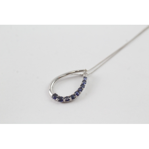 237 - 9ct white gold vari-hue sapphire pendant necklace (1.3g)