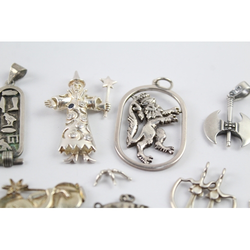 269 - Collection of Silver Pendants inc. Egyptian, Gemstone, Animal x 10 54g