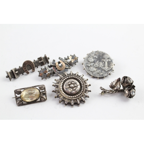 298 - Collection of Silver Antique Brooches inc. Paste, Aesthetic, Horseshoe x 6 28g