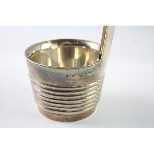 354 - Antique 1913 Edinburgh Scottish Sterling Silver Bucket Form Piggin / Cup (316g)