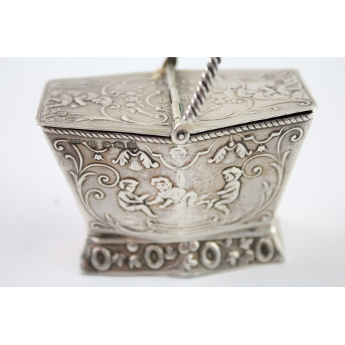 360 - Antique Victorian 1894 Sheffield Sterling Silver Cherub Detailed Trinket Box 48g