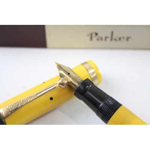 487 - Vintage Parker Duofold Lucky Curve Yellow Fountain Pen w/ Gold Plate Nib WRITING