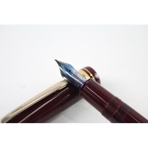 491 - Vintage Montblanc Meisterstuck Burgundy Fountain Pen w/ 14ct White Gold Nib