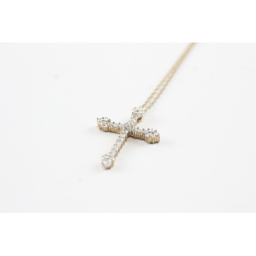 65 - 9ct gold diamond cross pendant necklace (2.5g)