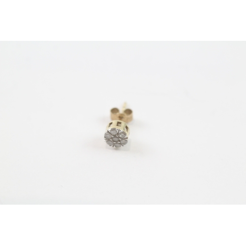 86 - 9ct gold diamond stud earrings (0.8g)