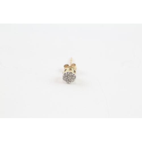 86 - 9ct gold diamond stud earrings (0.8g)