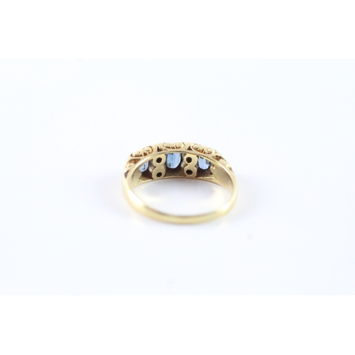 89 - 18ct gold sapphire & diamond boat ring (4.9g) Size N