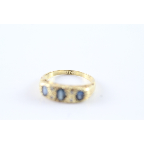 89 - 18ct gold sapphire & diamond boat ring (4.9g) Size N