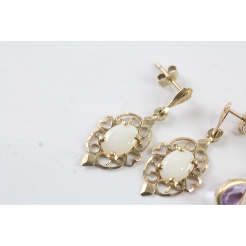 106 - 2x 9ct gold opal & amethyst drop earrings (1.7g)