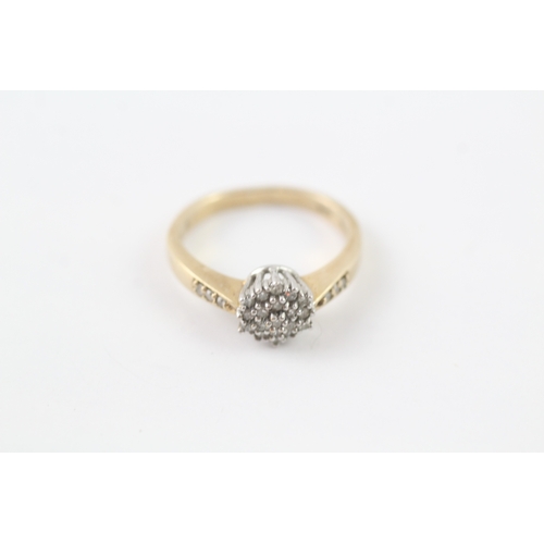 11 - 9ct gold diamond cluster ring (2.6g) Size I