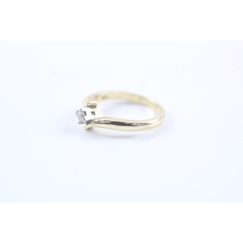 148 - 9ct gold diamond solitaire ring (2.8g) Size L