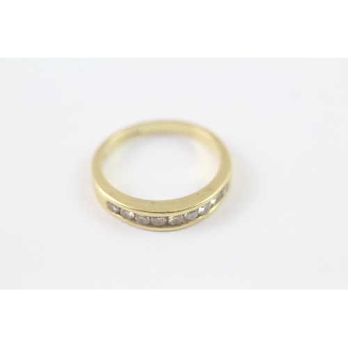 16 - 9ct gold diamond half eternity ring (3g) Size K