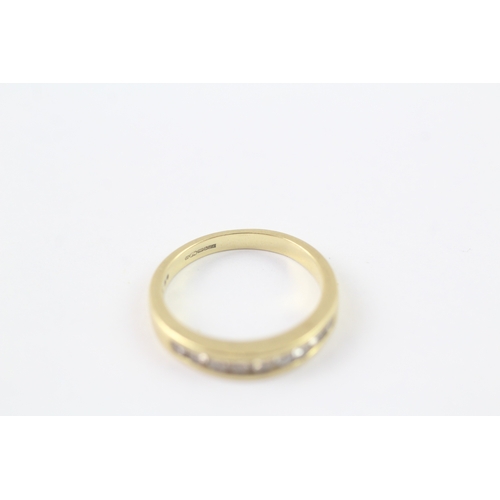 16 - 9ct gold diamond half eternity ring (3g) Size K