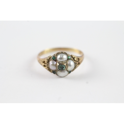 233 - 14ct gold antique pearl and green gemstone ring (2.6g) Size N 1/2