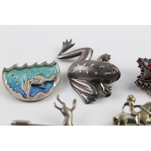 286 - Collection of Sterling Silver Brooches inc. Garnet, Enamel, Animal x 5 38g