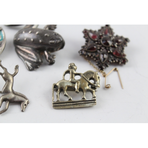 286 - Collection of Sterling Silver Brooches inc. Garnet, Enamel, Animal x 5 38g