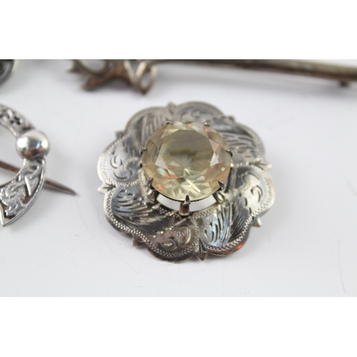 297 - Collection of Sterling Silver Scottish Brooches inc. Penannular, Citrine x 4 40g