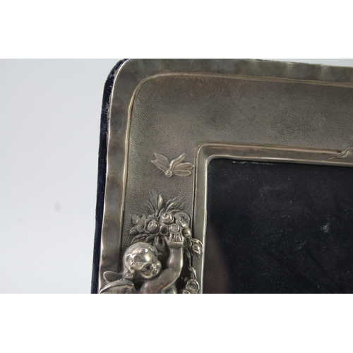 342 - Vintage HM 1984 London .999 Fine Silver Cherub Detailed Photograph Frame 331g