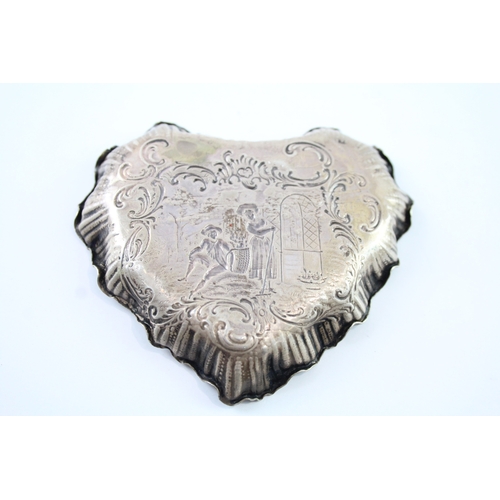 343 - Antique / Vintage Stamped .800 Continental Silver Heart Shaped Figural Dish 36g