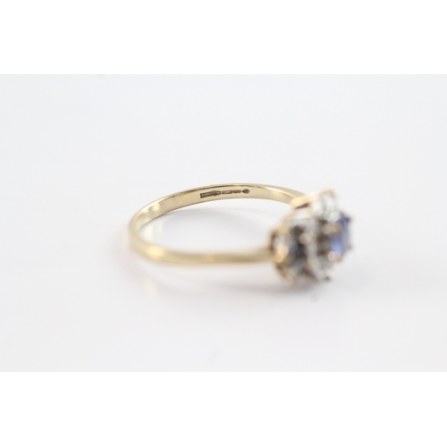 39 - 9ct gold sapphire & diamond dress ring (2.3g) Size Q 1/2