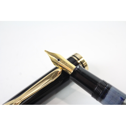 496 - Pelikan M250 Black & Grey Cased Fountain Pen w/ Gold Plate Nib WRITING Boxed