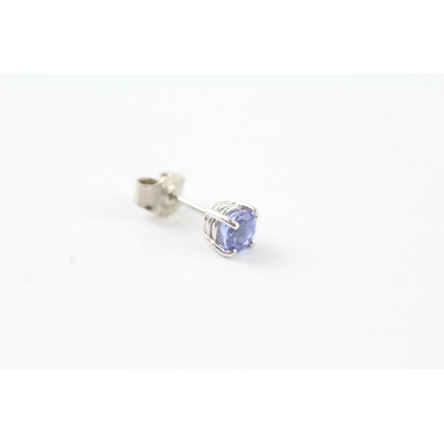 79 - 18ct white gold tanzanite stud earrings (1.7g)