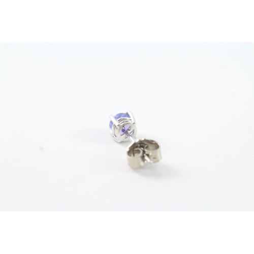 79 - 18ct white gold tanzanite stud earrings (1.7g)