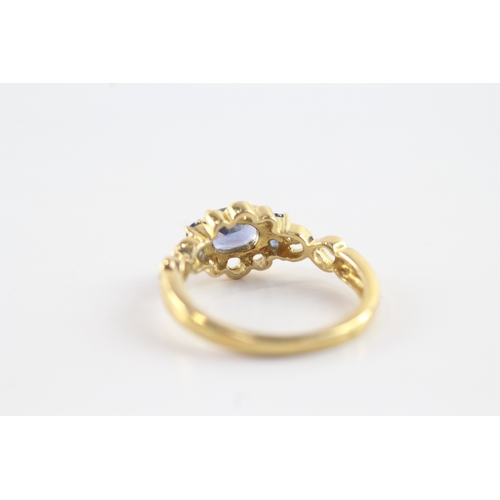 85 - 9ct gold sapphire & diamond dress ring with pierced patterned shoulders (2.9g) Size N 1/2