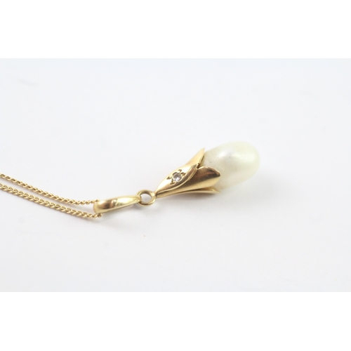 90 - 18ct gold pearl drop pendant necklace e (2.3g)