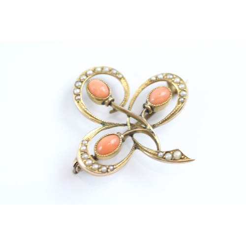 96 - 9ct gold antique seed pearl and coral shamrock brooch (2.6g)