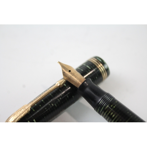 497 - Vintage Parker Vaccumatic Green Fountain Pen w/ 14ct Gold Nib WRITING Boxed