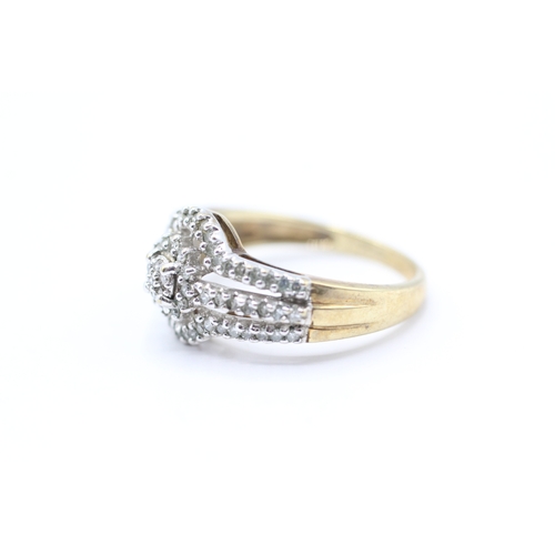 118 - 9ct gold diamond dress ring (3.2g) Size P