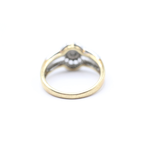 118 - 9ct gold diamond dress ring (3.2g) Size P