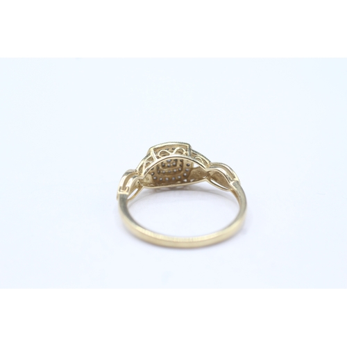 12 - 9ct gold milgrain edge diamond dress ring (2.2g) Size P