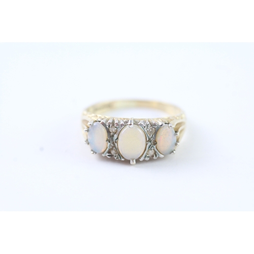 27 - 9ct gold opal & diamond dress ring (3.2g) Size P