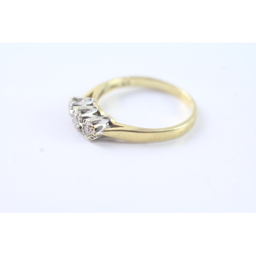 35 - 18ct gold diamond trilogy ring (3.3g) Size P