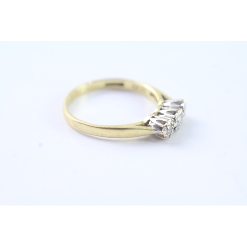 35 - 18ct gold diamond trilogy ring (3.3g) Size P