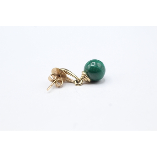 42 - 9ct gold malachite drop earrings (4.7g)