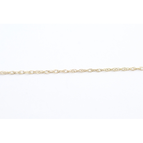 53 - 9ct gold diamond pendant necklace (2.4g)