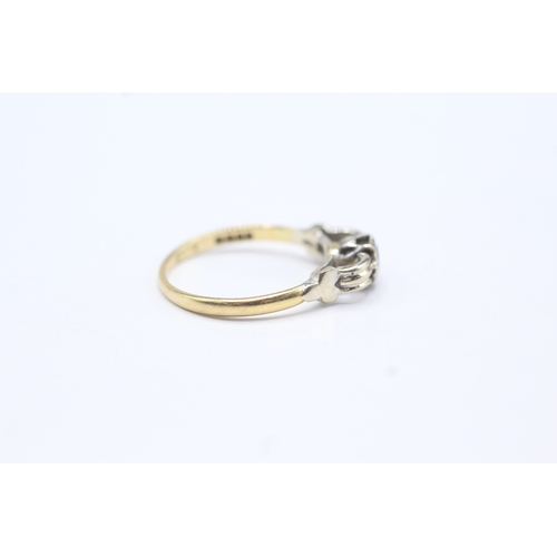 64 - 18ct gold diamond dress ring (2g) Size K