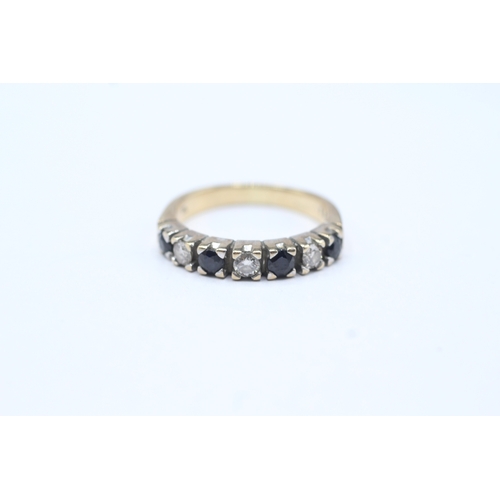 7 - 9ct gold vintage sapphire & diamond half eternity ring (3.9g) Size P