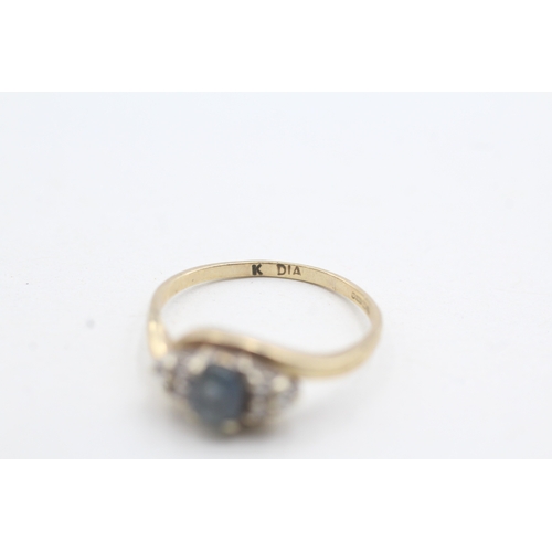 102 - 9ct gold vintage sapphire & diamond dress ring (2.1g) Size K