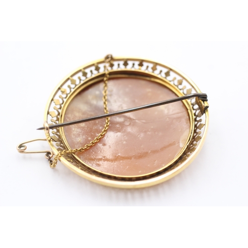 2 - 12ct gold shell cameo set brooch (18.3g)