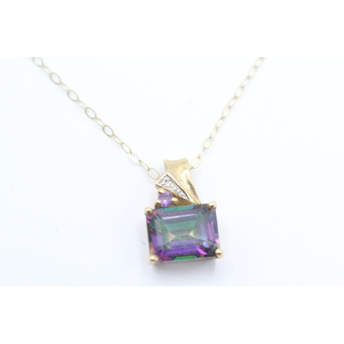 205 - 9ct gold mystic topaz 7 diamond pendant necklace (2g)