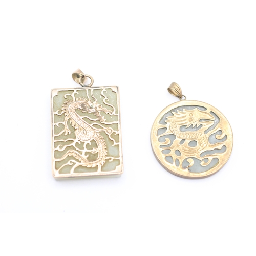 226 - 2x 9ct gold jade pendants with pierced patterned Chinese dragons (13.4g)